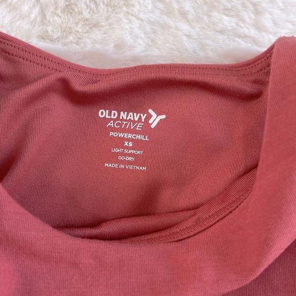 Activewear | crop top | built in bra | size xs - Picture 3 of 3